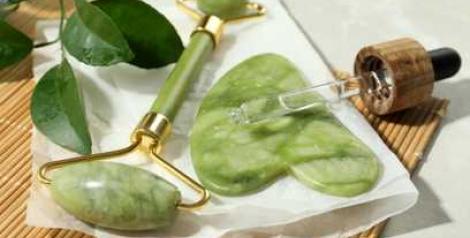Skin care tools in green